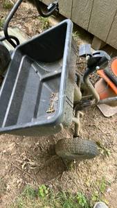 lot 40481 image: Agri-Fab Tow-Behind Lawn Spreader