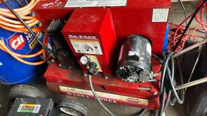 lot 40508 image: Sanborn Magna Force 34 HP Air Compressor with Dial-O-Matic