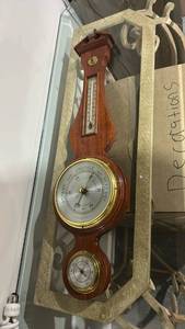 lot 60498 image: Swift & Anderson Mahogany Banjo Barometer with Thermometer and Hygrometer