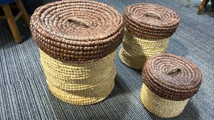 lot 60536 image: Set of 3 Handwoven Coiled Grass Lidded Baskets