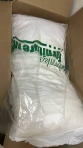 lot 60540 image: Nebraska Furniture Mart Packaged King Pillows Set