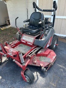 Ferris IS Series Zero Turn Mower with Kawasaki FX921V Engine and ROPS 557 hours