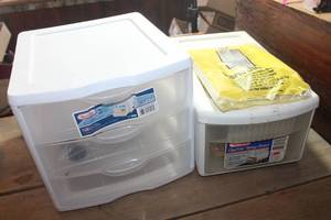 lot 1538 image: Sterilite Storage Drawers with Contents