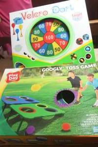 lot 1580 image: Velcro Darts and Toss Game