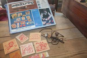 lot 1585 image: Vintage Woodburning Set