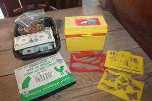 lot 1620 image: Vintage Play Money, Stencils and More