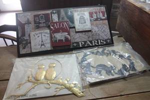 lot 1648 image: Home Dcor Metal Wall Plaques and More