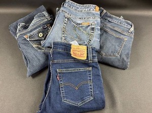 lot 4 image: Levis, Silver, Faded Glory and Angels Denim
