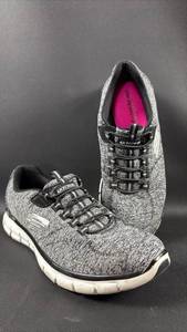 lot 32 image: Skechers Womens Gray Knit Pull Athletic Shoe with Memory Foam Insoles Size 8
