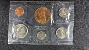 lot 75 image: Denver Mint 1978 Souvenir Set