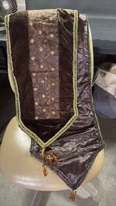 lot 82 image: Regal Table Runner Approximately 80 inches