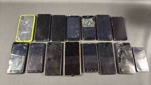 lot 134 image: Large Lot Assortment of Mobile Phones and iPod
