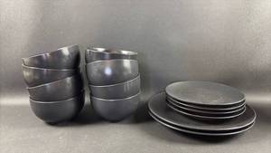 lot 139 image: 10 Strawberry Street Dinnerware (8) Bowls (2) Dinner Plates (4) Salad Plates Black Glaze