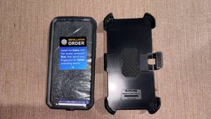 lot 52232 image: Supcase Universal Phone Mount with Screen Protector Frame for Galaxy S24 Plus  - Retail $16
