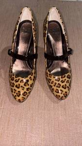 lot 52242 image: Leopard Print Mary Jane Pumps with Black Mary Jane Strap Pair size 6.5 - Retail $49