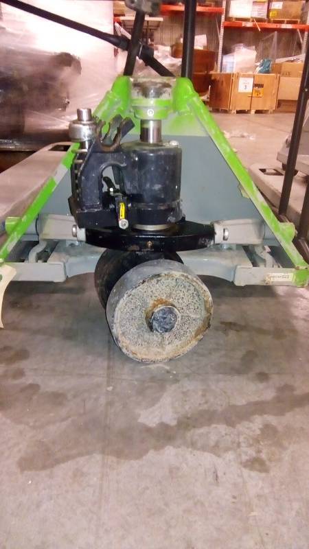 lot 7942 image: Strongway Pallet Jack  5500-Lb. Capacity, 61in.L x 27in.W