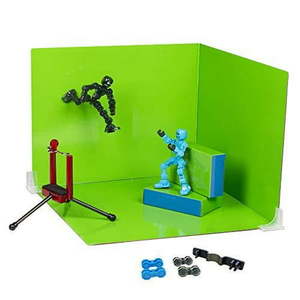 lot 27984 image: Zing Klikbot Zanimation Studio  Includes 2 Klikbots  Phone StandHolder and 2 Sided Backdrop Screen - Retail $63
