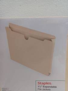lot 16979 image: Staples 1.5 Expandable File Jackets, 125 Jackets
