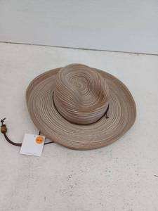 lot 16987 image: Kettle Brim Sun Hat