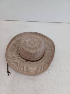 lot 16989 image: Kettle Brim Sun Hat