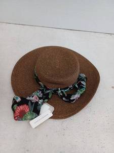 lot 16991 image: Sun Hat