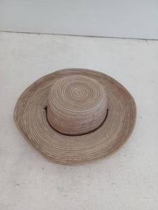 lot 16999 image: Sun Hat