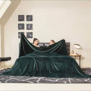lot 8262 image: COOVA Oversized King Fleece Blanket 120x120 in, Forest Green