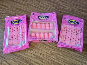 lot 8294 image: 3 Packs Peeps, 4.5oz