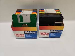 lot 21 image: Office Depot 2HD IBM Diskettes 3.5 Rainbow 50-Pack Lot