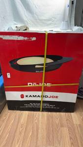 lot 1 image: Kamado Joe Big Joe DoJoe Pizza Oven Accessory