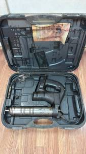 lot 24 image: Cordless Electric Grease Gun