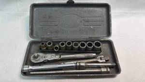 lot 93 image: Craftsman Socket Wrench Set with Case