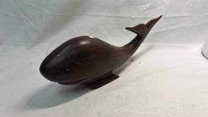 lot 111 image: Carved Ironwood Whale Figurine Decorative Sculpture