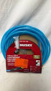 lot 180 image: Husky 14 IN x 25 FT Lightweight Polyurethane Air Hose 1000 055 180