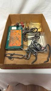 lot 198 image: Mind Teasers Brain Boiling Puzzles Lot Metal Wire Puzzle Games