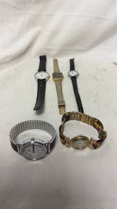 lot 204 image: Lot of 5 Watches Eiser Adeco Quartz