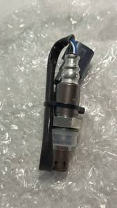 lot 212 image: Drivewire O2 Sensor RT96090001