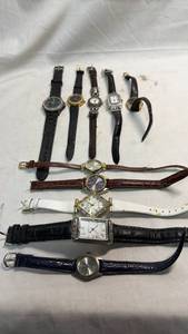 lot 222 image: Lot of 10 Fashion Watches with Leather Straps Geneva Timex