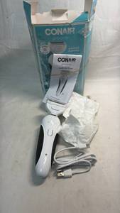 lot 305 image: Conair girlbomb All-in-One Shave & Trim System