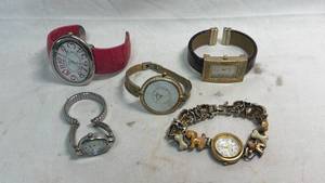 lot 312 image: Lot of 5 Fashion Watches Infinity Vanity Fair Quartz