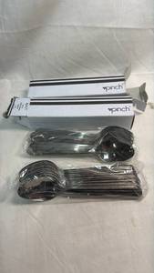 lot 327 image: Pinch Heavy Dominion Teaspoon PHD-TS 2 Boxes of 1 Dozen Spoons