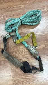 lot 346 image: Guardian Blue Poly Steel Rope Assembly With Lanyard Extension and Swivel Hook