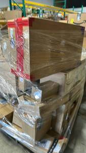 Mixed Lot Palletized Boxes Amazon Returns Assorted Items