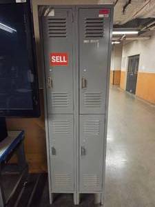 lot 18624 image: 2 Tier Locker Set