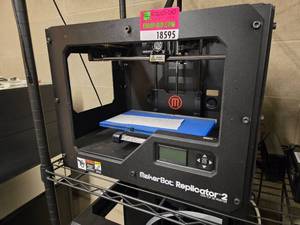 lot 18595 image: MakerBot Replicator 2 Desktop 3D Printer