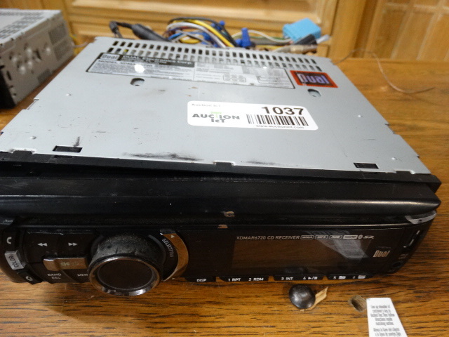 lot 1037 image: Dual car audio CD receiver