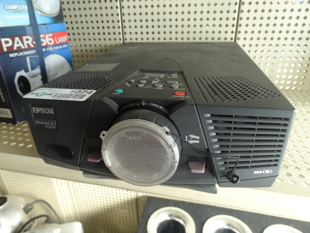 lot 1074 image: Epson power light projector
