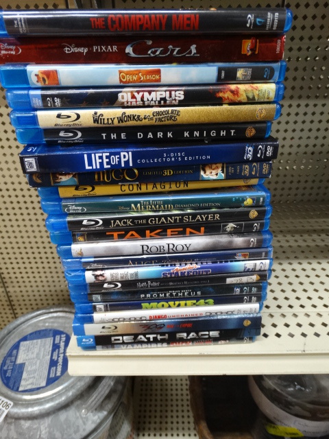 lot 1103 image: Lot of 22 various blu-ray movies