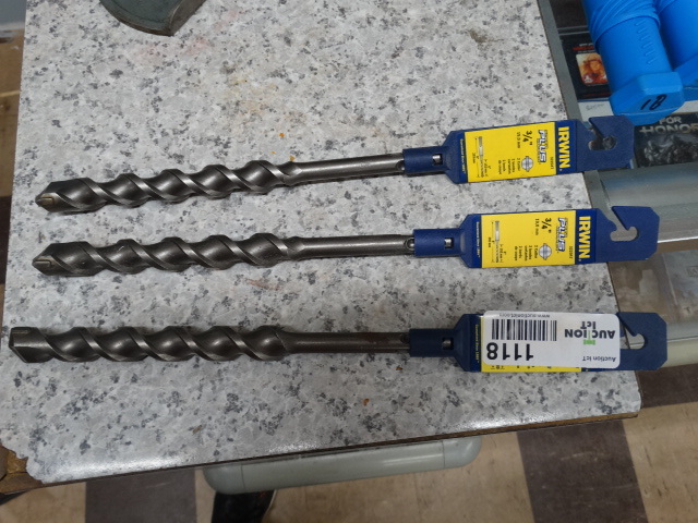 lot 1118 image: Masonry drill bit-34 in