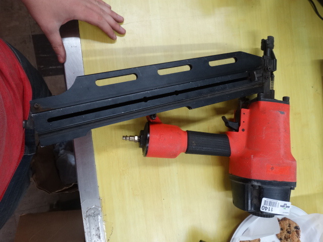 lot 1140 image: Frame gun